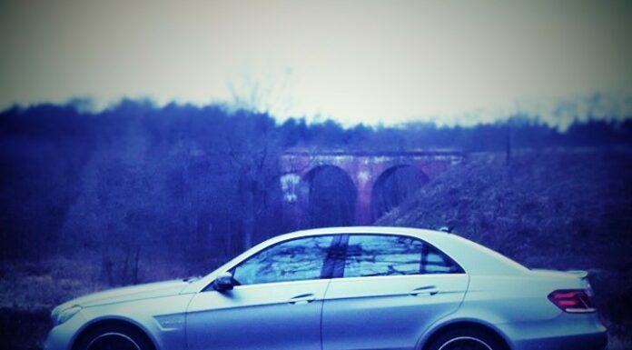 Pilotaż samochodów bojowych, czyli oswajamy Mercedesa E63 sAMG.